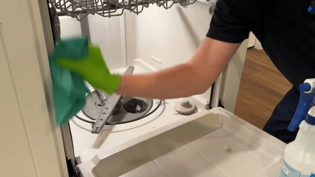 clean the gasket and edges